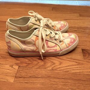 Coach womens Pastel Logo Dee Sneakers Size 7.5